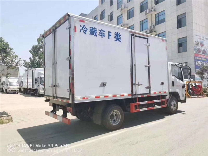 国六 江铃凯运4.2米蓝牌冷藏车